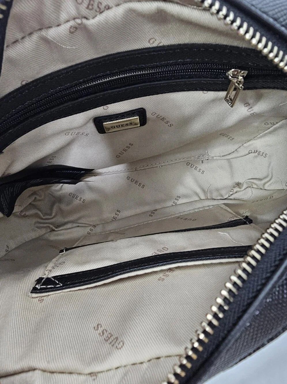 GUESS Black Carys Saffiano Camera Crossbody Bag Faux Vegan Leather NEW